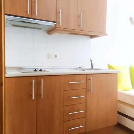 Blaupark Vacacional Con Piscina Y Terraza En *