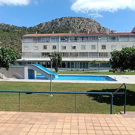 Blaupark Vacacional Con Piscina Y Terraza En